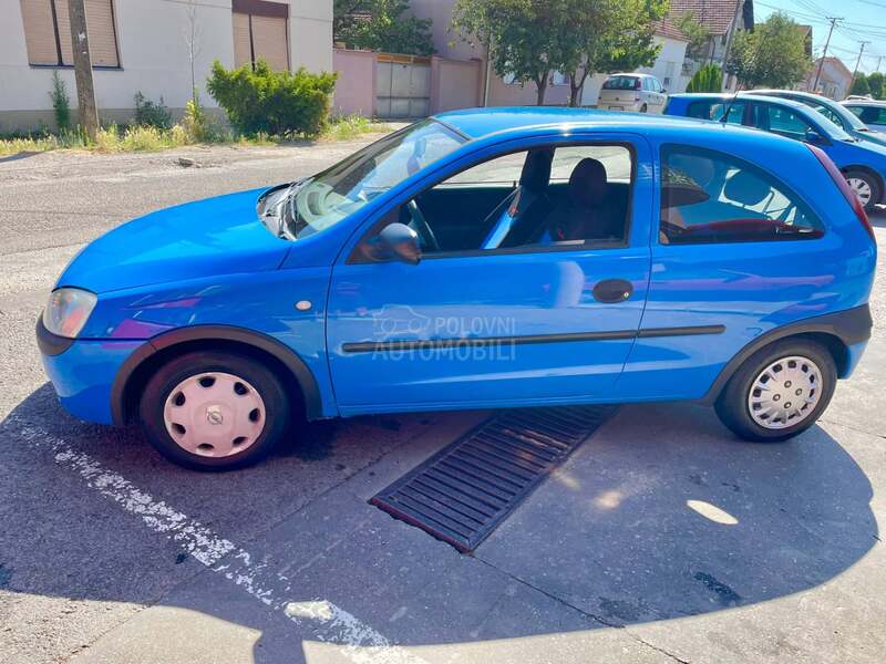 Opel Corsa C 1.0 b