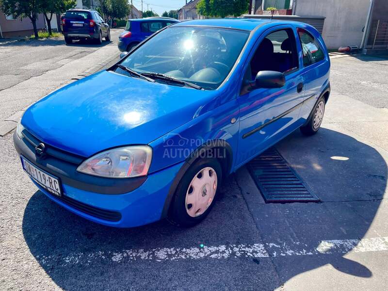 Opel Corsa C 1.0 b