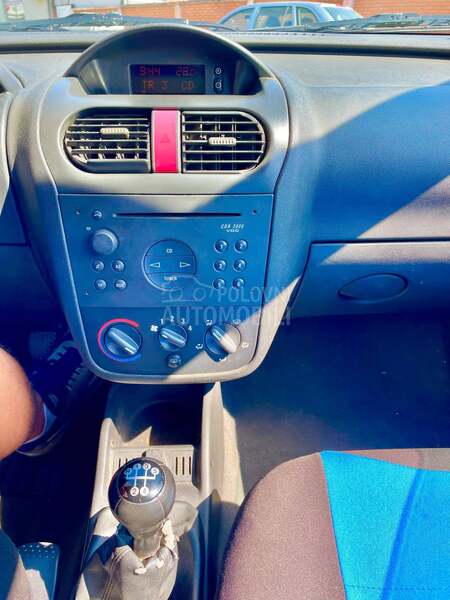 Opel Corsa C 1.0 b