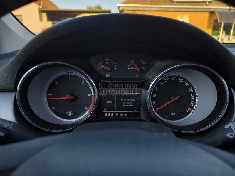 Opel Astra K 1.6