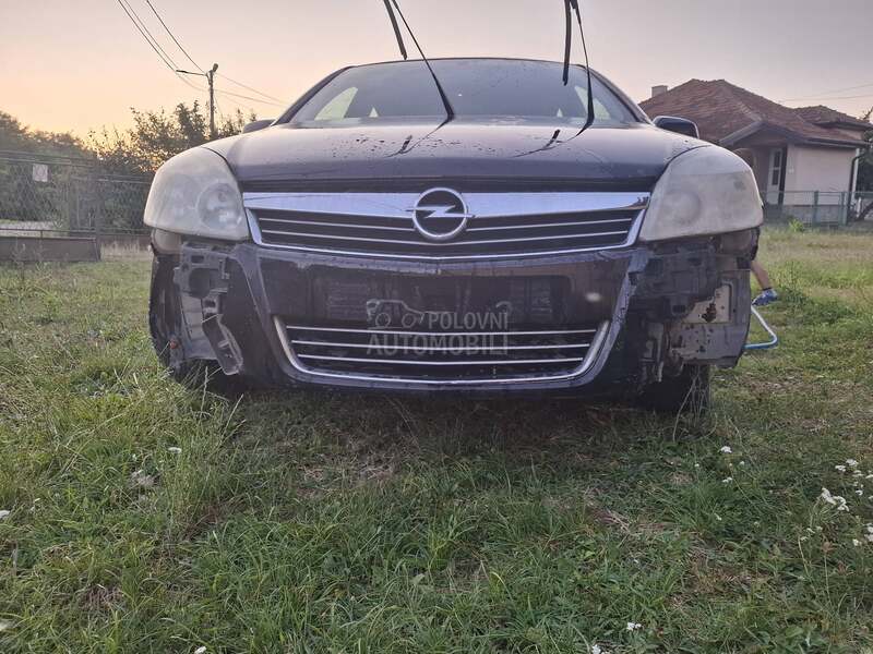 Opel Astra H 