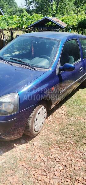Renault Clio 1.2 i8