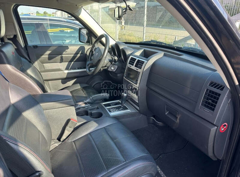 Dodge Nitro 