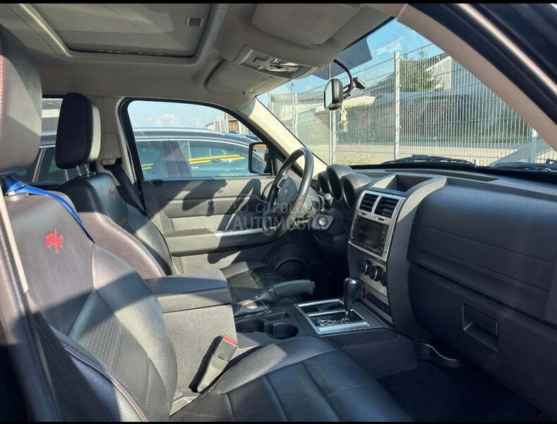Dodge Nitro 
