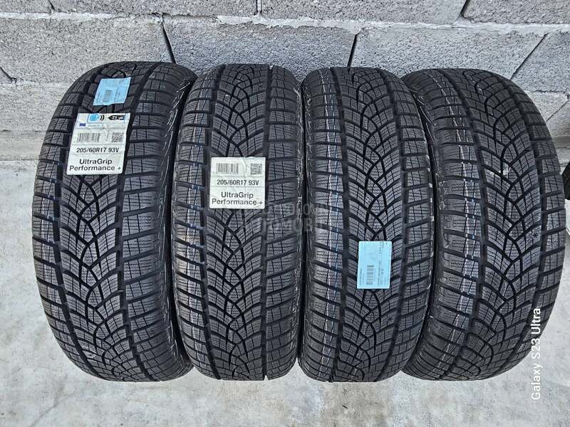Goodyear 205/60 R17 Zimska