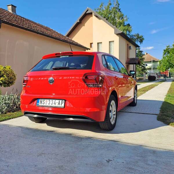 Volkswagen Polo 1.0