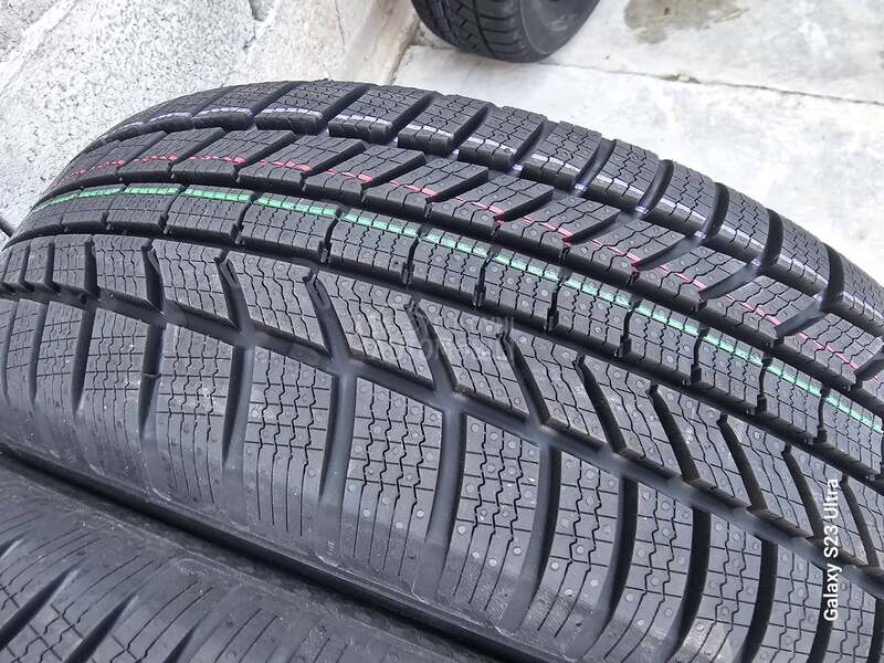 Continental 215/65 R16 Zimska