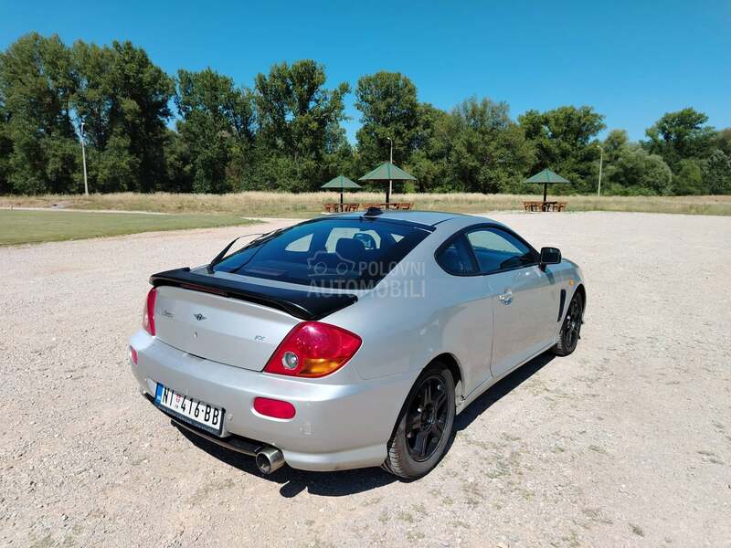 Hyundai Coupe 