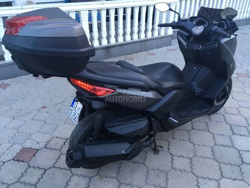 Yamaha x max 400