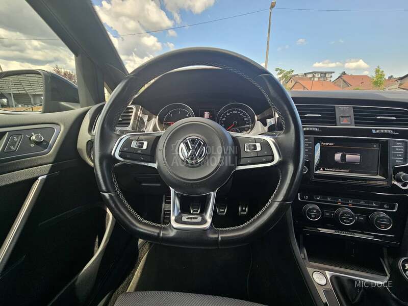 Volkswagen Golf 7 2.o tdi 4x4  r line