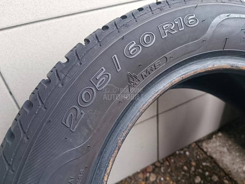 Sava 205/60 R16 Zimska