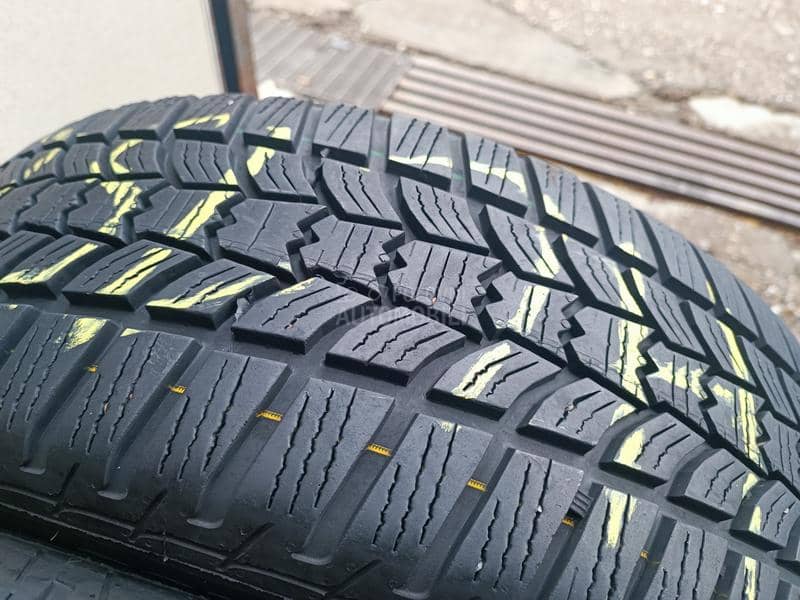 Sava 205/60 R16 Zimska