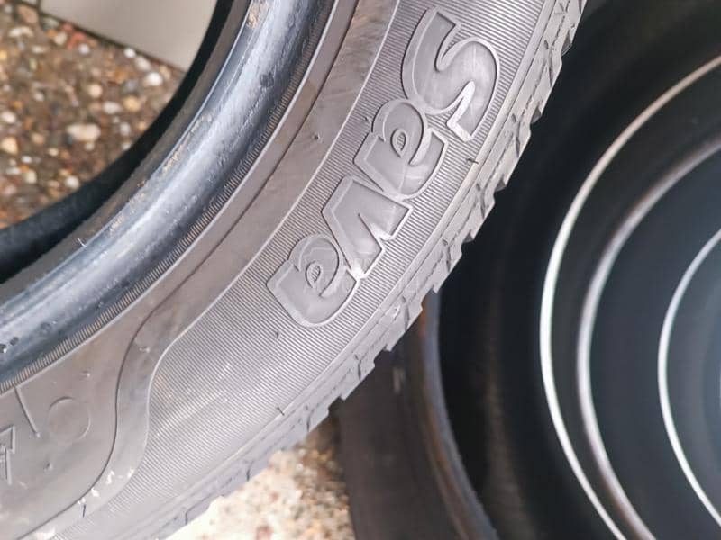 Sava 205/60 R16 Zimska