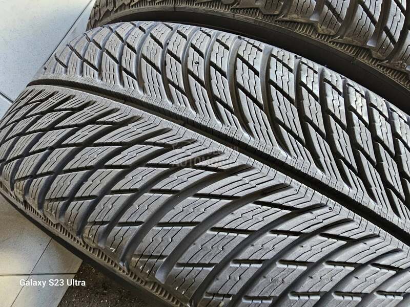 Michelin 235/50 R20 Zimska