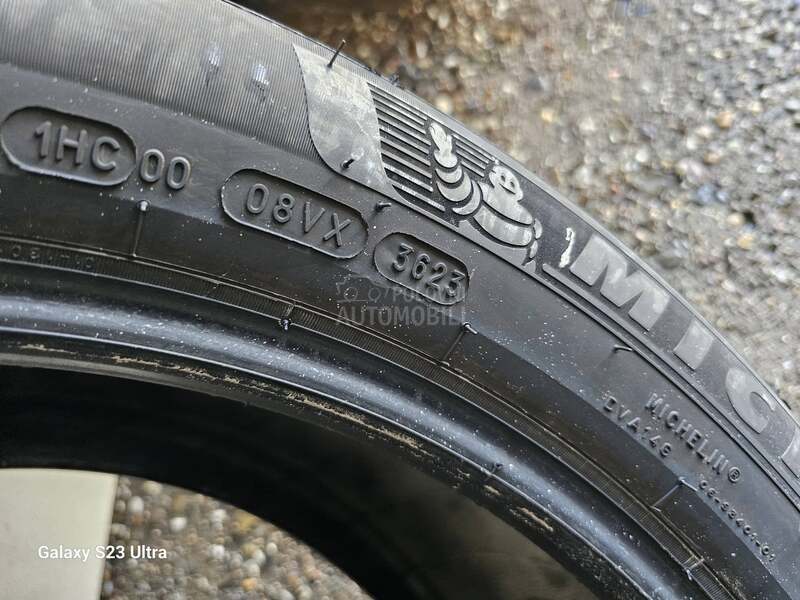 Michelin 235/50 R20 Zimska