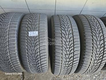 Hankook 235/55 R18 Zimska