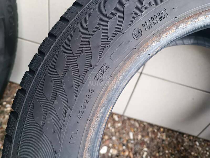 Nokian 205/60 R16 Zimska