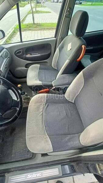 Renault Scenic 1.9 dci