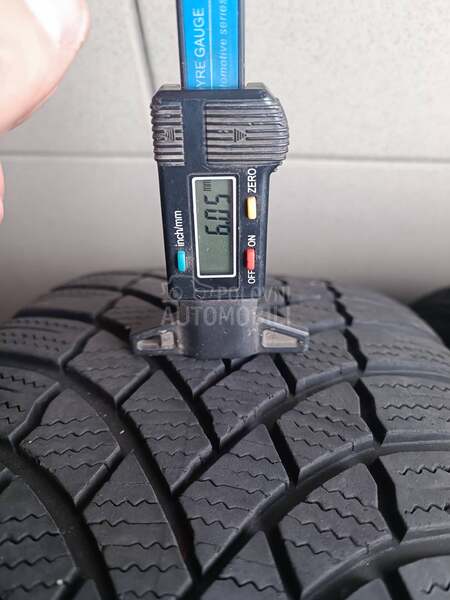 Bridgestone 205/55 R17 Zimska