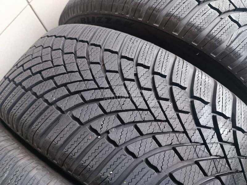 Bridgestone 205/55 R17 Zimska
