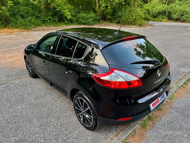Renault Megane R E Z E R V I S A N