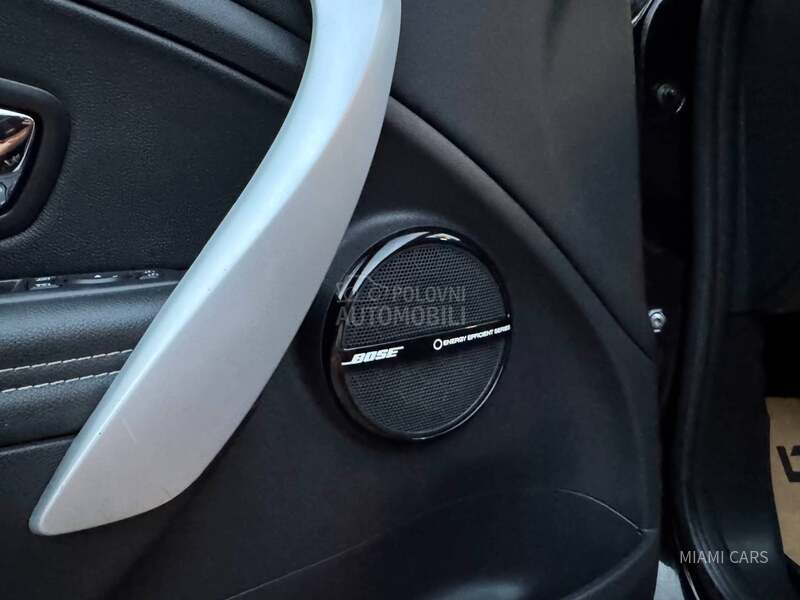 Renault Megane R E Z E R V I S A N