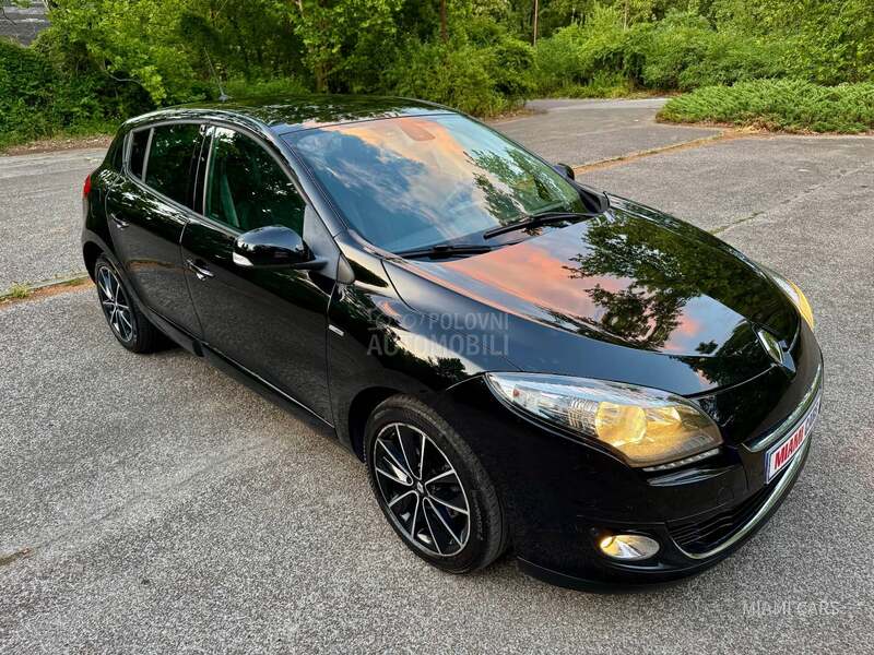 Renault Megane R E Z E R V I S A N