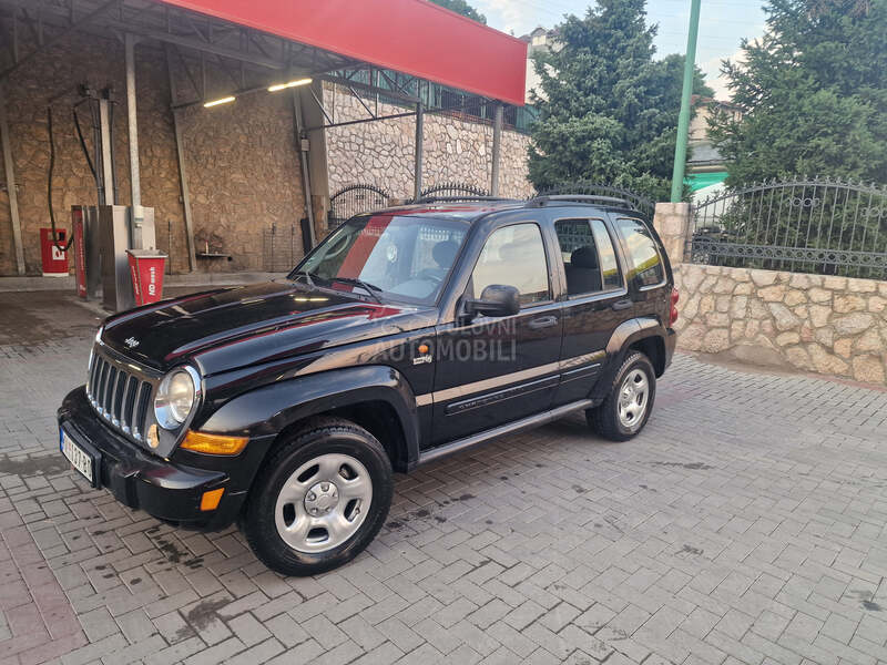 Jeep Liberty 2.8 crdi reg godin