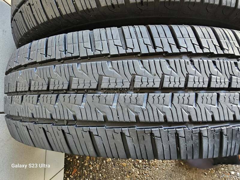 Continental 205/75 R16 Zimska