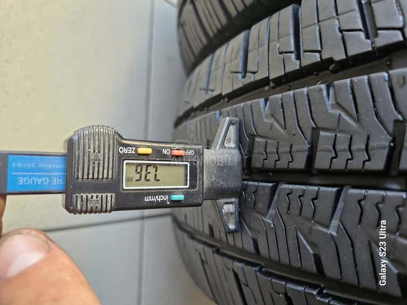 Continental 205/75 R16 Zimska