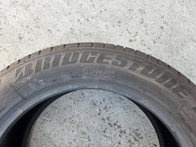 Bridgestone 235/55 R19 Letnja