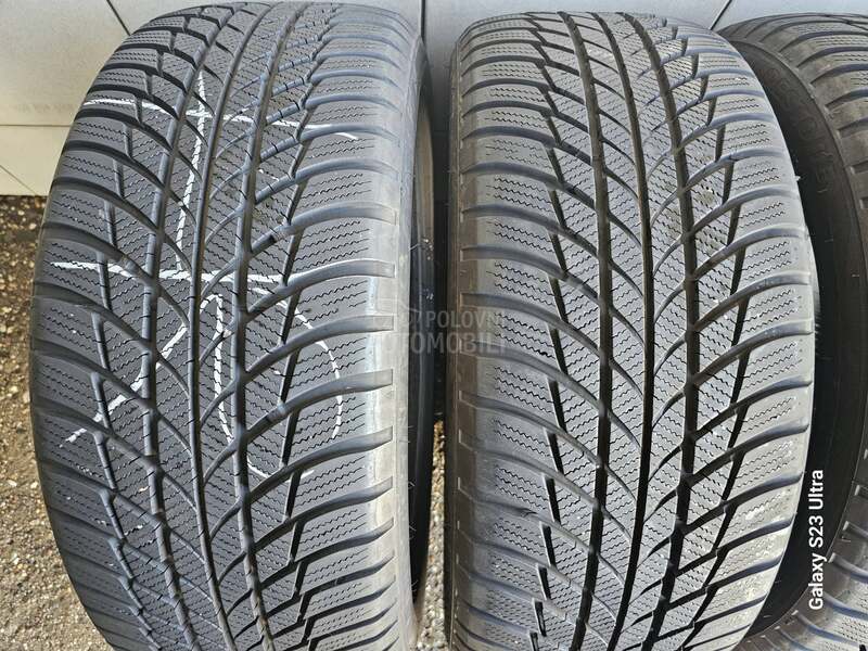 Bridgestone 225/45 R18 Zimska