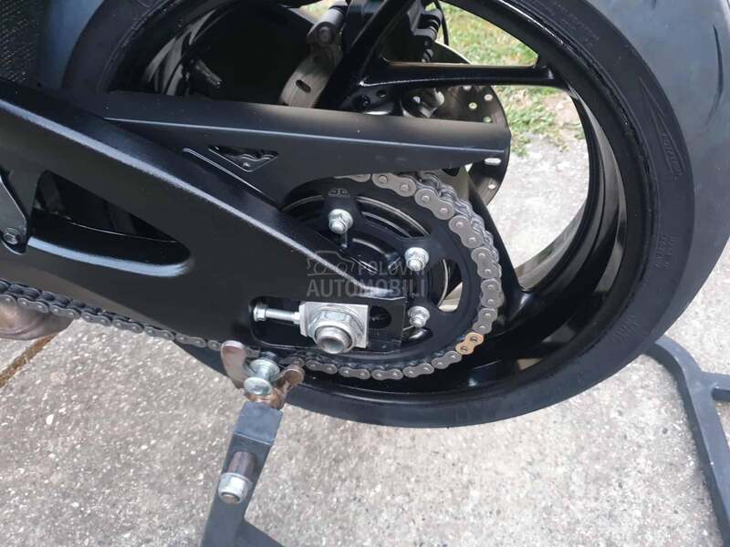 Suzuki GSX-S1000F