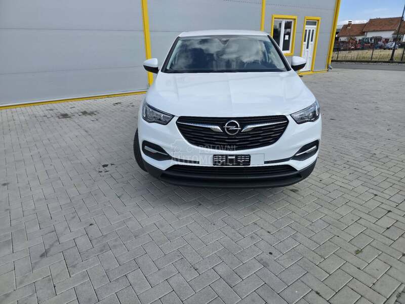 Opel Grandland X 1.2 TURBO CH