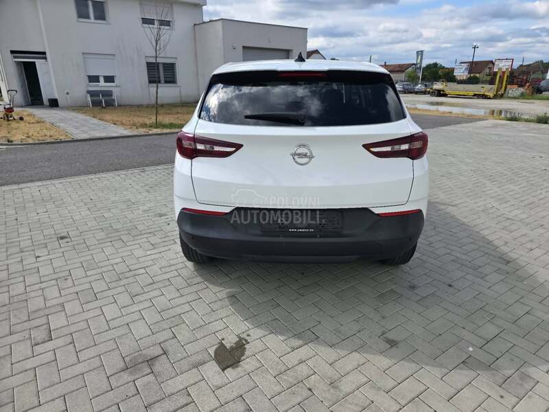 Opel Grandland X 1.2 TURBO CH