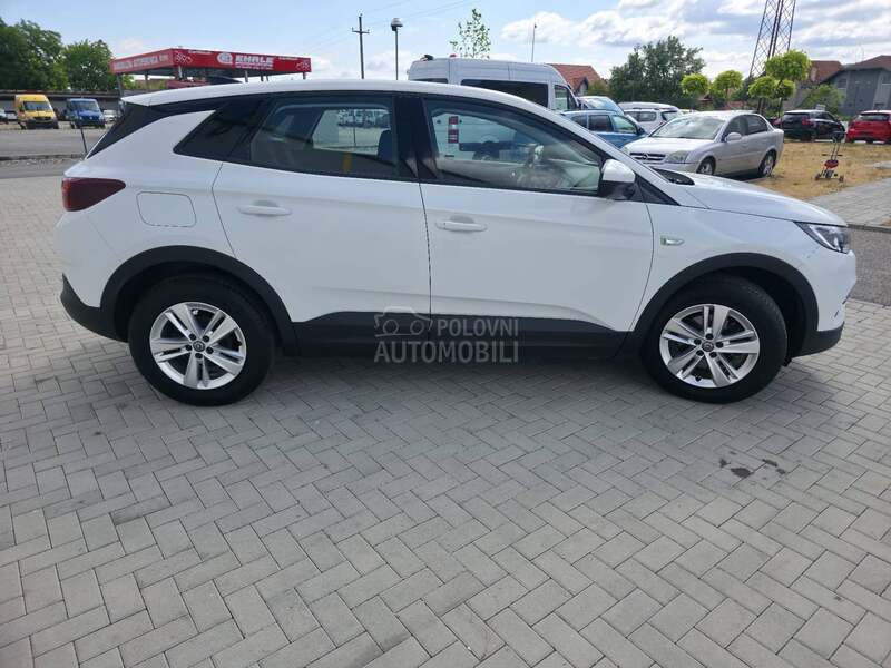 Opel Grandland X 1.2 TURBO CH