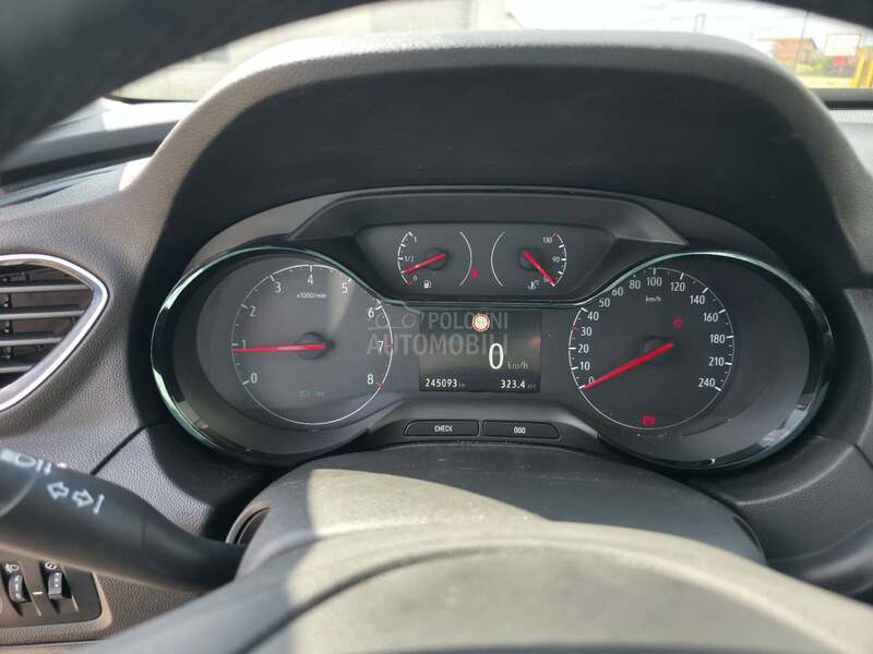 Opel Grandland X 1.2 TURBO CH