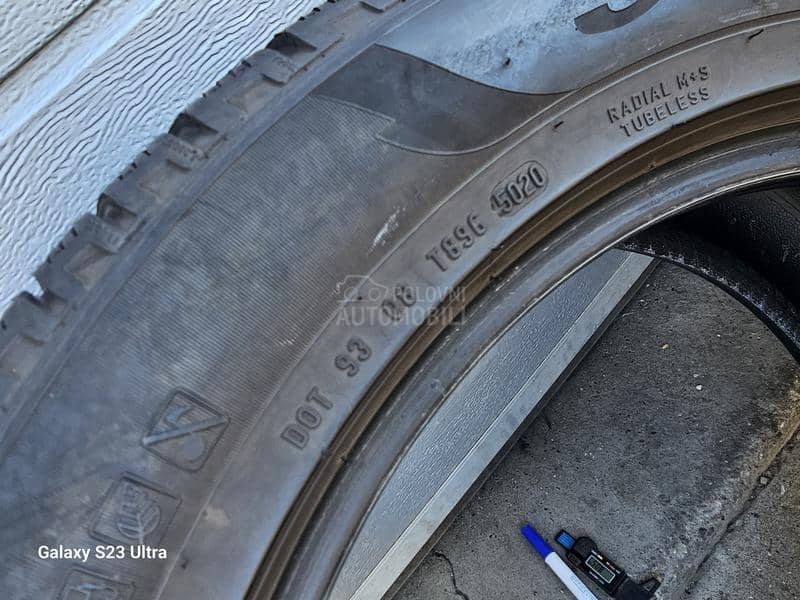 Pirelli 235/55 R19 Zimska