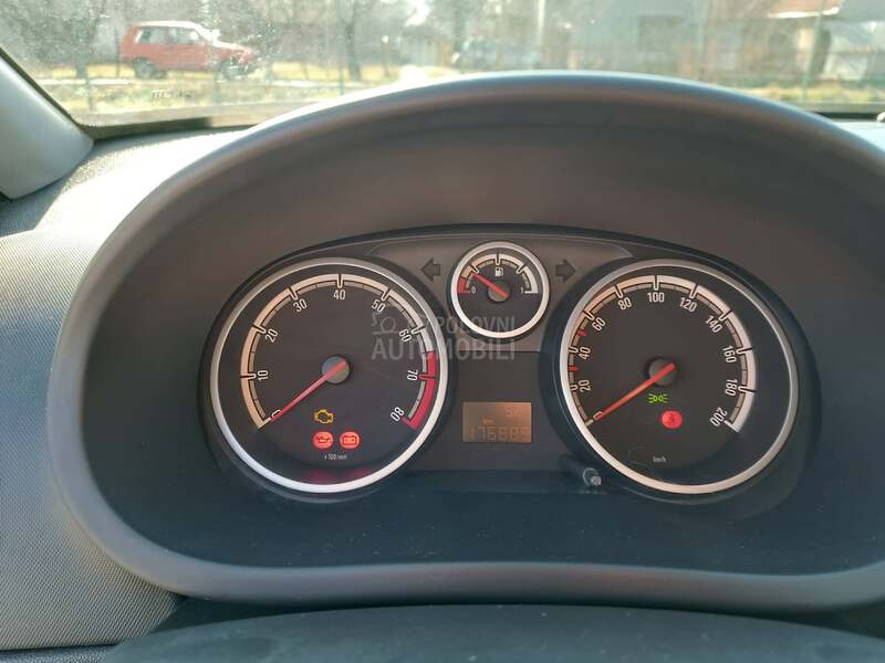 Opel Corsa D 