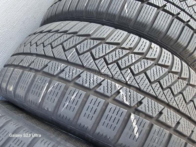 Continental 225/55 R17 Zimska
