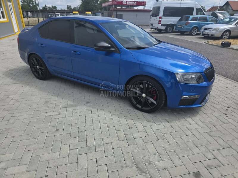 Škoda Octavia VRS DSG CH