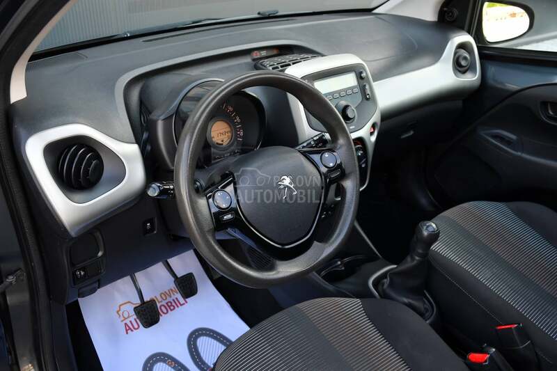 Peugeot 108 Cabrio/1.2VTi/CH