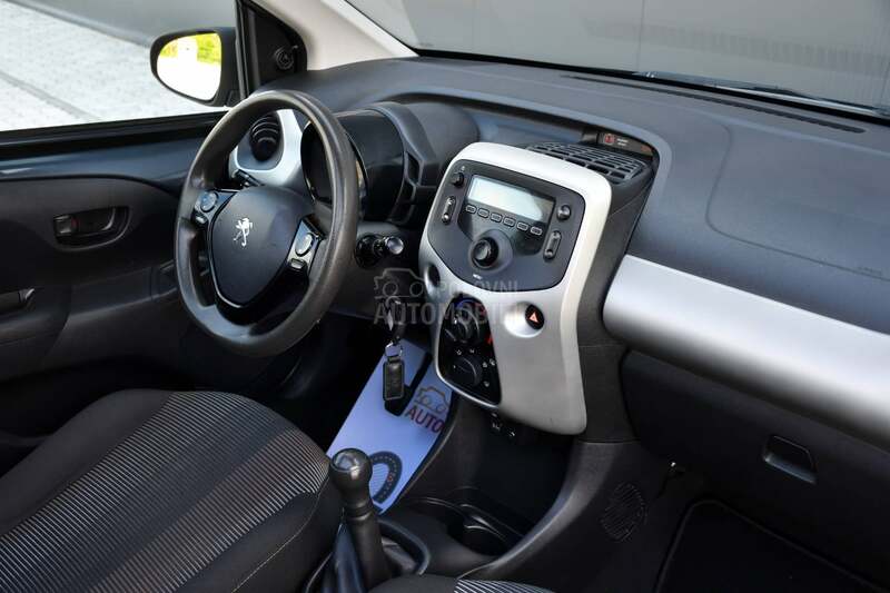 Peugeot 108 Cabrio/1.2VTi/CH