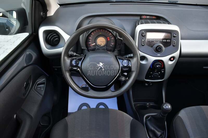 Peugeot 108 Cabrio/1.2VTi/CH