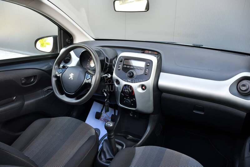 Peugeot 108 Cabrio/1.2VTi/CH