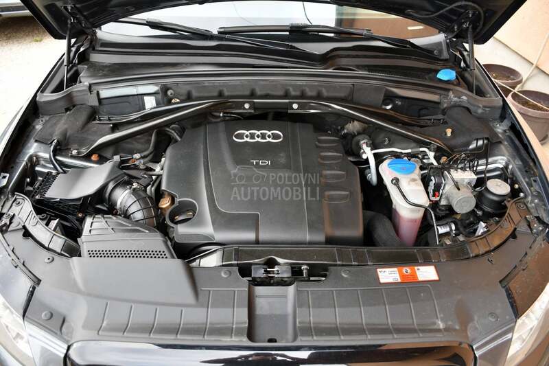 Audi Q5 2.0TDI/3X SLINE/AUT