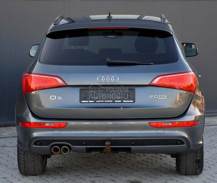 Audi Q5 2.0TDI/3X SLINE/AUT