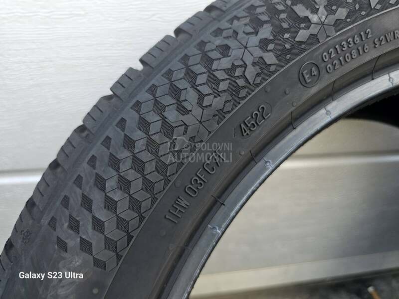 Continental 235/50 R19 Zimska