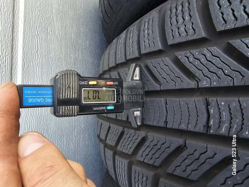 Continental 235/50 R19 Zimska