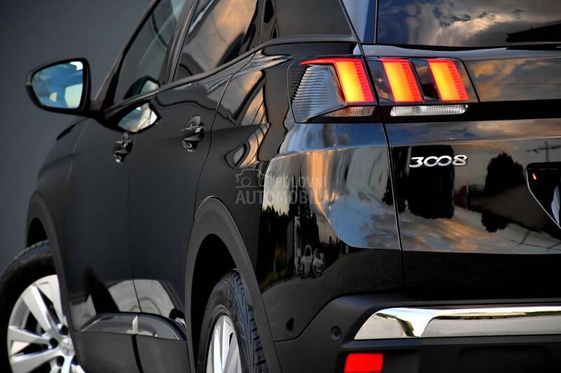 Peugeot 3008 1,2STT/VRHHUNSKI/CH